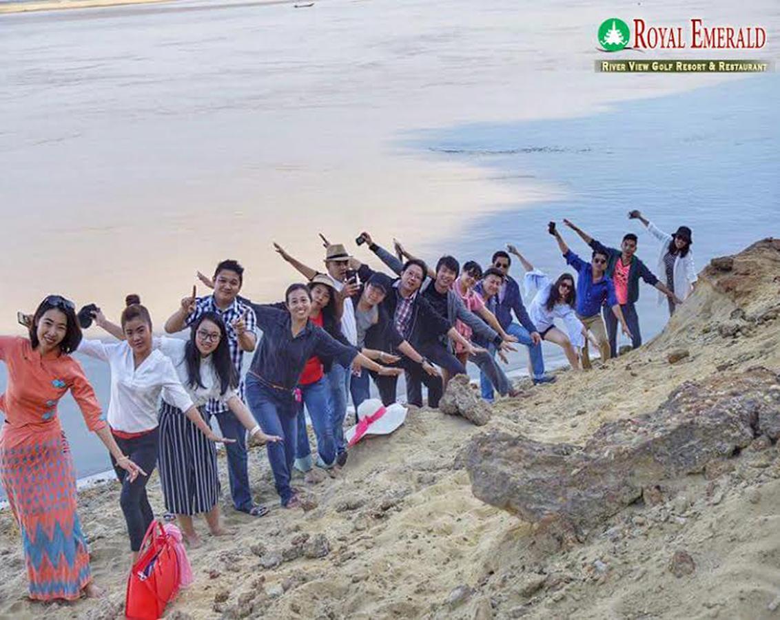 รอยัล เอเมอรัลด์ ริเวอร์ วิว กอล์ฟ รีสอร์ต Hotel พุกาม ภายนอก รูปภาพ